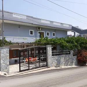 Aparthotel Reshat Caca, Ksamil